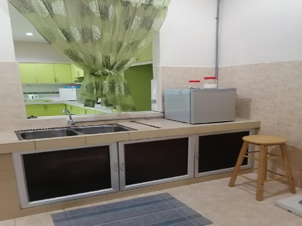 Bukit Baru Homestay Melaka Zewnętrze zdjęcie