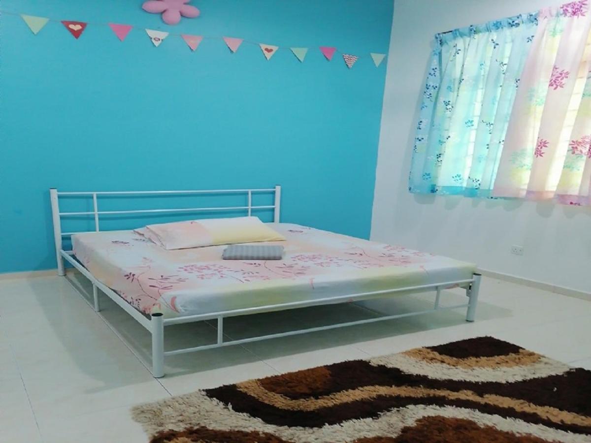 Bukit Baru Homestay Melaka Zewnętrze zdjęcie
