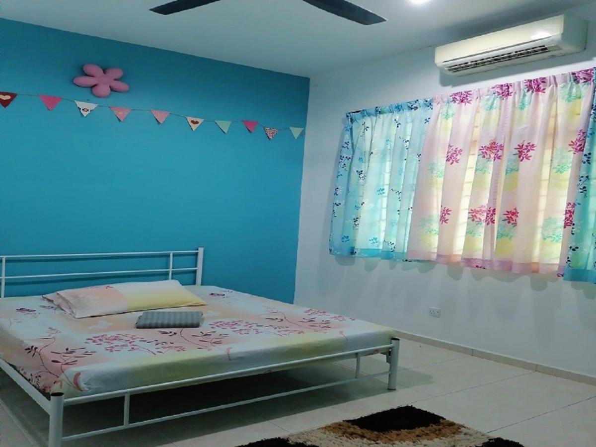 Bukit Baru Homestay Melaka Zewnętrze zdjęcie